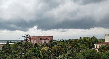 Samsun'da yağış nedeniyle eğitime bir gün ara verildi