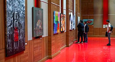 Sanatın akademisyenlerinden Cumhuriyet'in 100. yılına özel resim sergisi