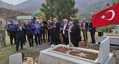 Sason'un son şehitleri mezarları başında anıldı