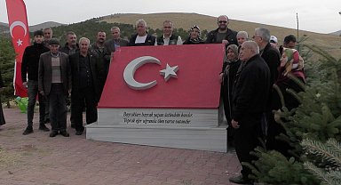 Şehitler Ormanı ağaçları yenilendi