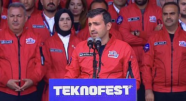Selçuk Bayraktar: "Bugüne kadar düzenlenen 9 TEKNOFEST'te 2 milyon gencimiz projeleriyle yarıştı"