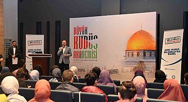 Selçuklu Belediyesi 45 öğrenciyi Kudüs'e götürecek