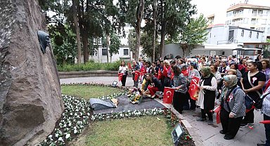 Selçuklu kadınlardan Zübeyde Hanım'ın anıt mezarına ziyaret