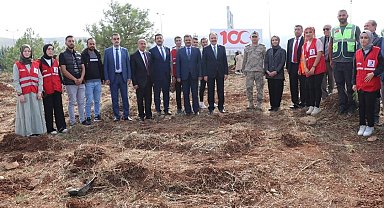 Siirt'te 100. yıla özel 1923 fidan dikildi