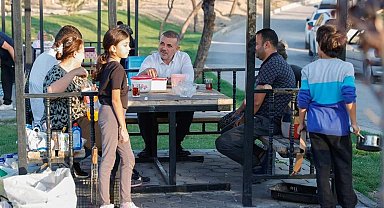 Sincan Belediye Başkanı Ercan: "Her eli sıkacaksınız, her haneye gireceksiniz"