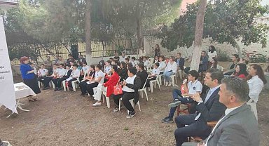 Söke'de çocuklar Atatürk'ü ünlü yazardan dinledi