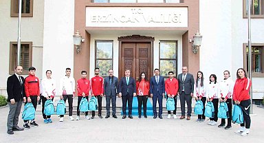 Sporcular Vali Aydoğdu'yla bir araya geldi