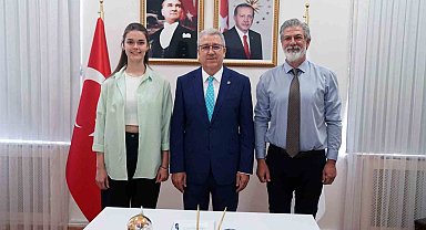 Sporcuların performansını kaydeden "Giyilebilir Teknoloji" üretecekler