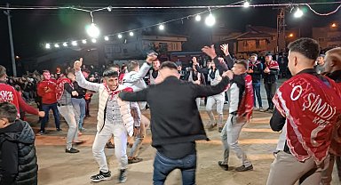 Şuhut'ta kınalı kuzular asker eğlencesinde moral depoladı