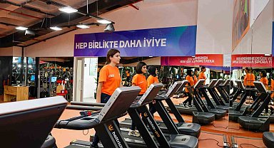 Sultangazi Belediyesi kadınları spor merkezleriyle buluşturuyor