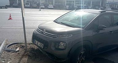 Sungurlu'da iki otomobil çarpıştı: 4 yaralı