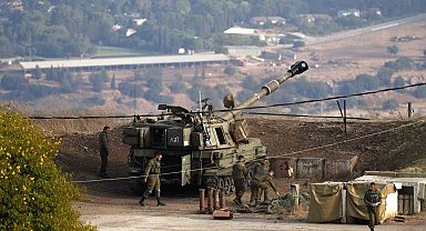 Suriye'den İsrail topraklarına çok sayıda hava topu atıldı