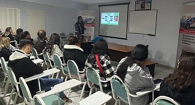 Sürücü kurslarında eğitim gören kursiyerlere narkorehber eğitimi