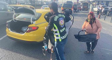 Taksi bulamayan ailenin yardımına polis yetişti