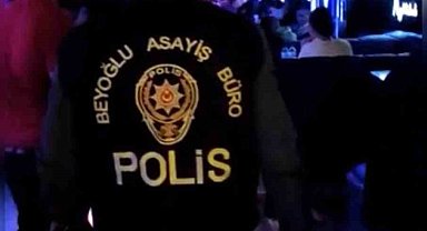 Taksim'de gece kulüplerine sahte içki baskını: Ünlü markaların şişelerine doldurup sattılar