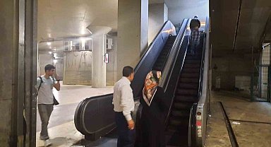 Taksim'de vatandaşın yürüyen merdiven çilesi