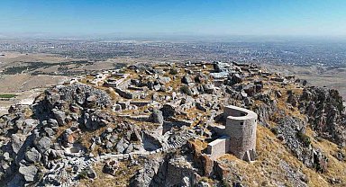 Tarihi Gevale Kalesi'nde 3. etap çalışmalar sürüyor