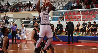 TBL: Kocaeli BŞB Kağıtspor: 80 - Harem Spor: 81