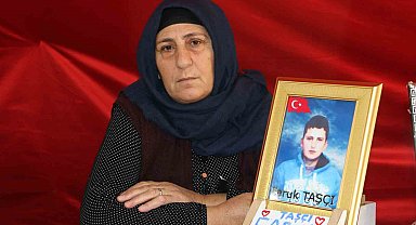 Terör mağduru annelerin evlat nöbeti devam ediyor