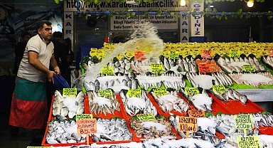 Tescilli ciğer kenti Diyarbakır'da balık rüzgarı