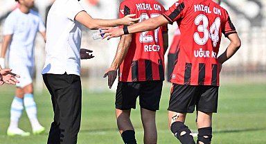 Turgutluspor Teknik Direktörü Çelik: "Her maç ve her puan çok önemli"