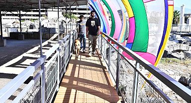 Turistler, Agora Ören Yeri'ndeki tarihe yakından tanıklık edecek