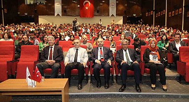 TUSAŞ Genel Müdür Yardımcısı Dr. Selman Nas, ERÜ'de Panele Katıldı