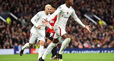 UEFA Şampiyonlar Ligi: Manchester United: 1 - Galatasaray: 1