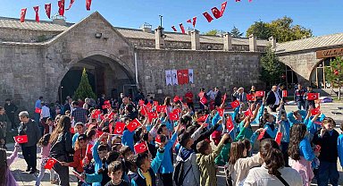 Ulukışla'da Cumhuriyet'in 100. yıldönümü festival havasında kutlandı