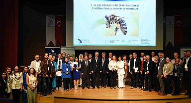 Uluslararası Apiterapi Kongresinde arı ürünleri hakkında güncel bilgiler paylaşıldı