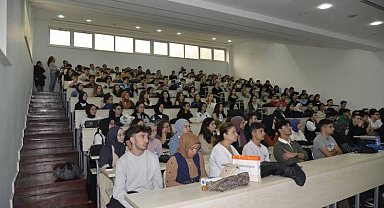 Üniversite öğrencileri Sakarya'yı tanıyor