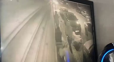 Üsküdar'da kuyumcu soygunu güvenlik kamerasına yansıdı