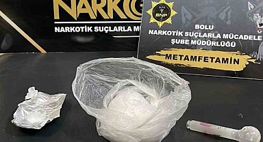 Üzerinde ve eşyalarında uyuşturucu madde çıktı, tutuklandı