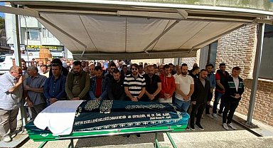 Uzun yıllardır Türkiye Gazetesi dağıtıcılığı yapıyordu kalbine yenildi