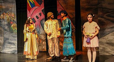 Van Büyükşehir Belediyesi öğrencileri sanat ile buluşturuyor