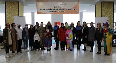 Van'da '11 Ekim Dünya Kız Çocukları Günü' kutlandı