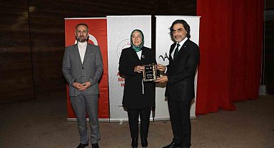 Van'da 'Geçmişten Günümüze Ailemiz' konulu konferans