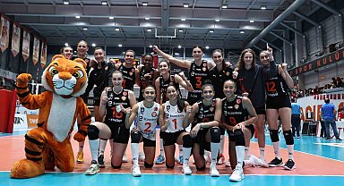 Vodafone Sultanlar Ligi: Eczacıbaşı Dynavit: 3 - Kuzeyboru: 0