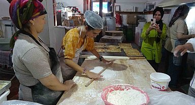 Yabancı öğrenciler Muğla yemeklerinin eğitimini alıyor