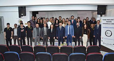 Yalova Basın Birliği lisede ilk dersini verdi