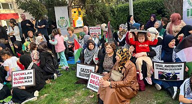 Yalova'da kadınlar Filistin için oturma eylemi yaptı