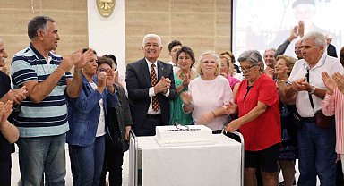 Yaşlı çınarlar doyasıya eğlendi