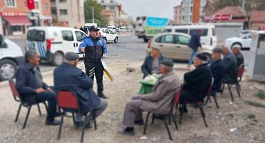 Yaşlı vatandaşlar dolandırıcılara karşı bilgilendirildi