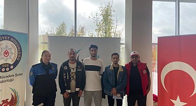 Yeni öğrencilere polislerden bilgilendirme