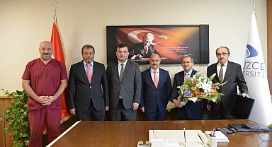 Yeni rektör yardımcıları göreve başladı