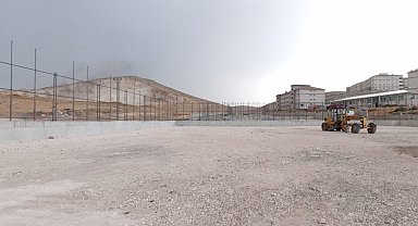 Yenice spor kompleksi inşaatı ilerliyor