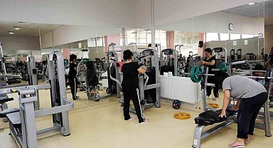 Yenimahalle Belediyesi temiz tuttuğu havuzlarıyla kışa hazır