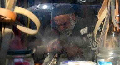 Yıllar öncesinin en gözde mesleğiydi artık şehirde bir tek o kaldı