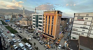 Yüksekovalılar "yeni yüzyılda" il müjdesini dört gözle bekliyor