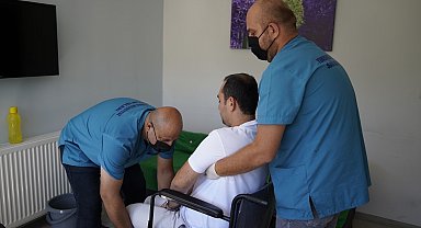 Yunusemre'de evde bakım hizmeti devam ediyor